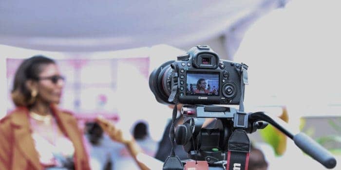 Lista: 30+ studios för livesändning av webinars