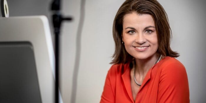 Så höjer du energin i digitala säljmöten