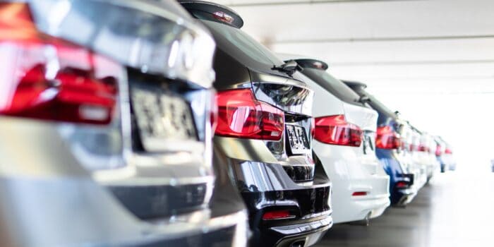 Tjänstebilsbarometern 2022: Nöjdast är Tesla-förarna