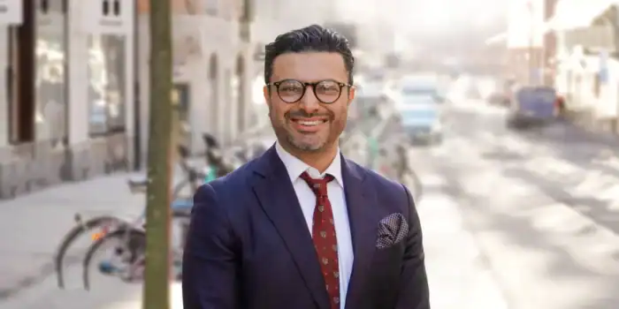 Morgonpigge stjärnmäklaren Sam Edvinsson är ny partner på HusmanHagberg Kungsholmen