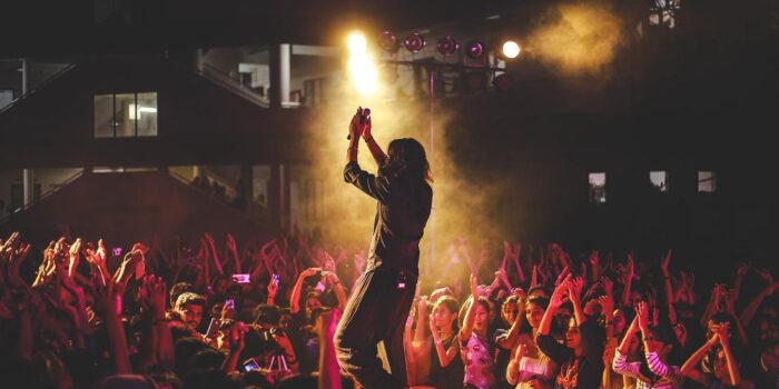 Experten: Så blir du rolig på scen