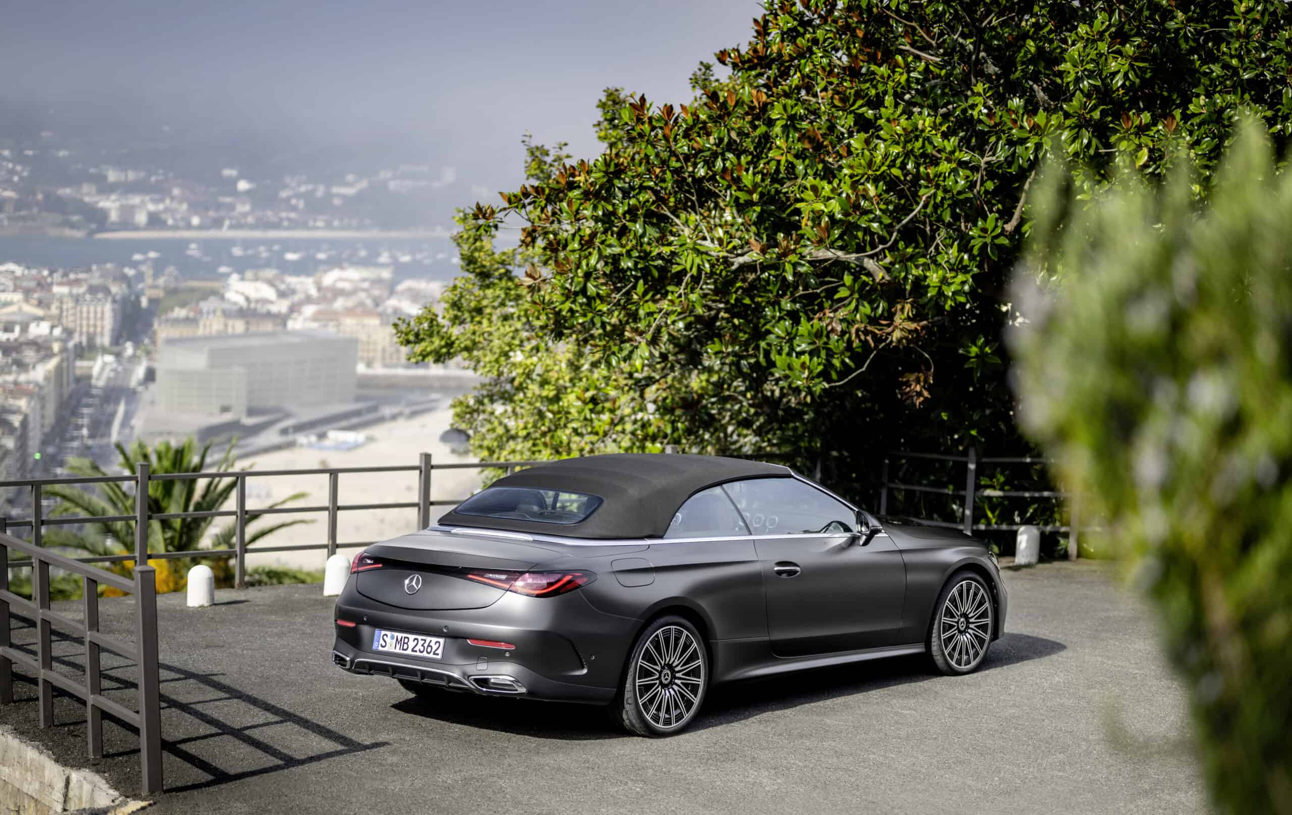 Mercedes-Benz nya fyrsitsiga cabriolet