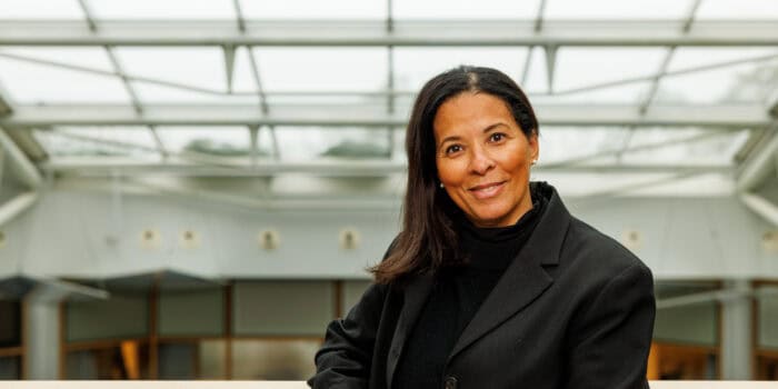 Victoria Dexbacks karriärresa och råd till unga kvinnor i försäljningsbranschen