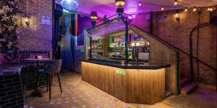 Glory Glory – En elegant lokal i Göteborg för företagsevent med mat, dryck och teambuilding.