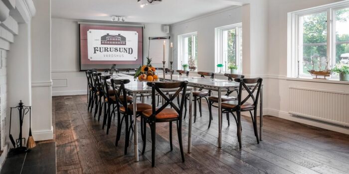 Hotell Furusund Yxlan Hotell Furusund – Yxlan är en havsnära konferenslokal i norra skärgården med vacker utsikt och möjligheter till skärgårdsaktiviteter.