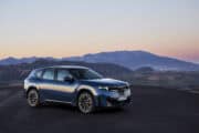 Premiär för BMW iX3 – el-SUV med 80 mils räckvidd