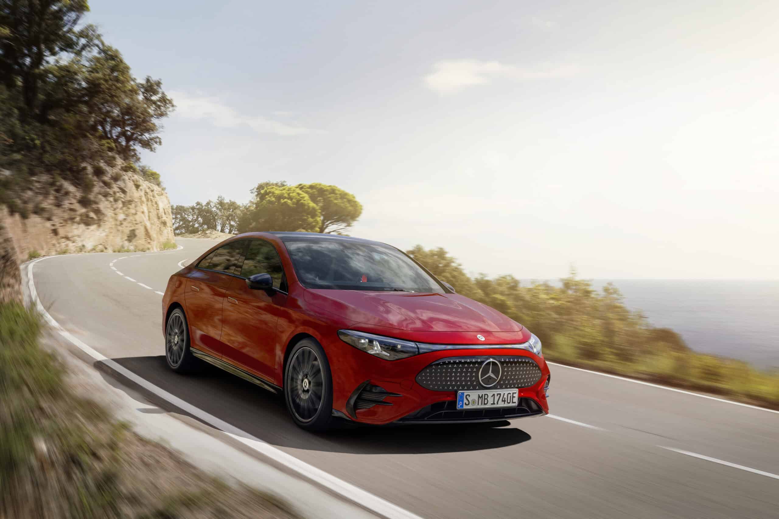 Nya el-Mercedes-Benz CLA utsedd till säkrast av alla bilar i Euro NCAP-test