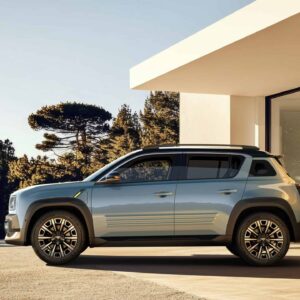 Renault 4 E-tech electric - en legend är tillbaka