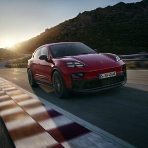 Porsche lanserar den första helt eldrivna Macan GTS