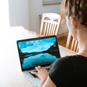 Distansarbete från hemmet påverkar inte vårt engagemang för jobbet