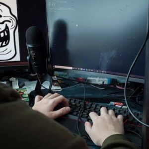 Så skyddar du dig digitalt i sommar – experten tipsar